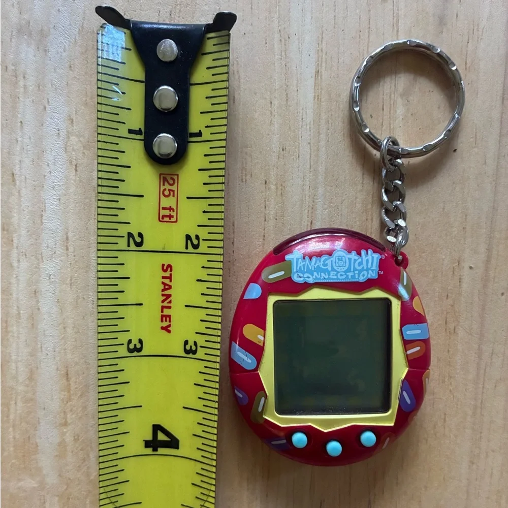 Bandai Namco 2004 tamagotchi